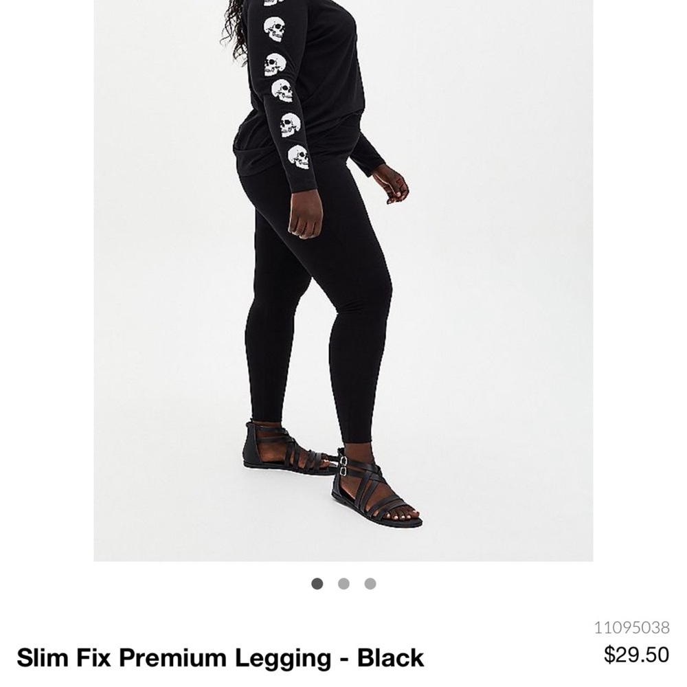 Waist slimming TORRID black leggings